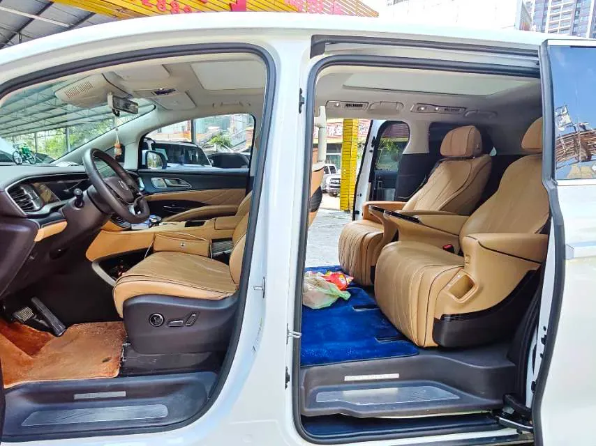 2022 Mercedes-Benz GLC Class 2.0T 197HP L4 9AT,autocango,china used car exporter,china ev exporter,chinese used car exporter,chinese used ev exporter