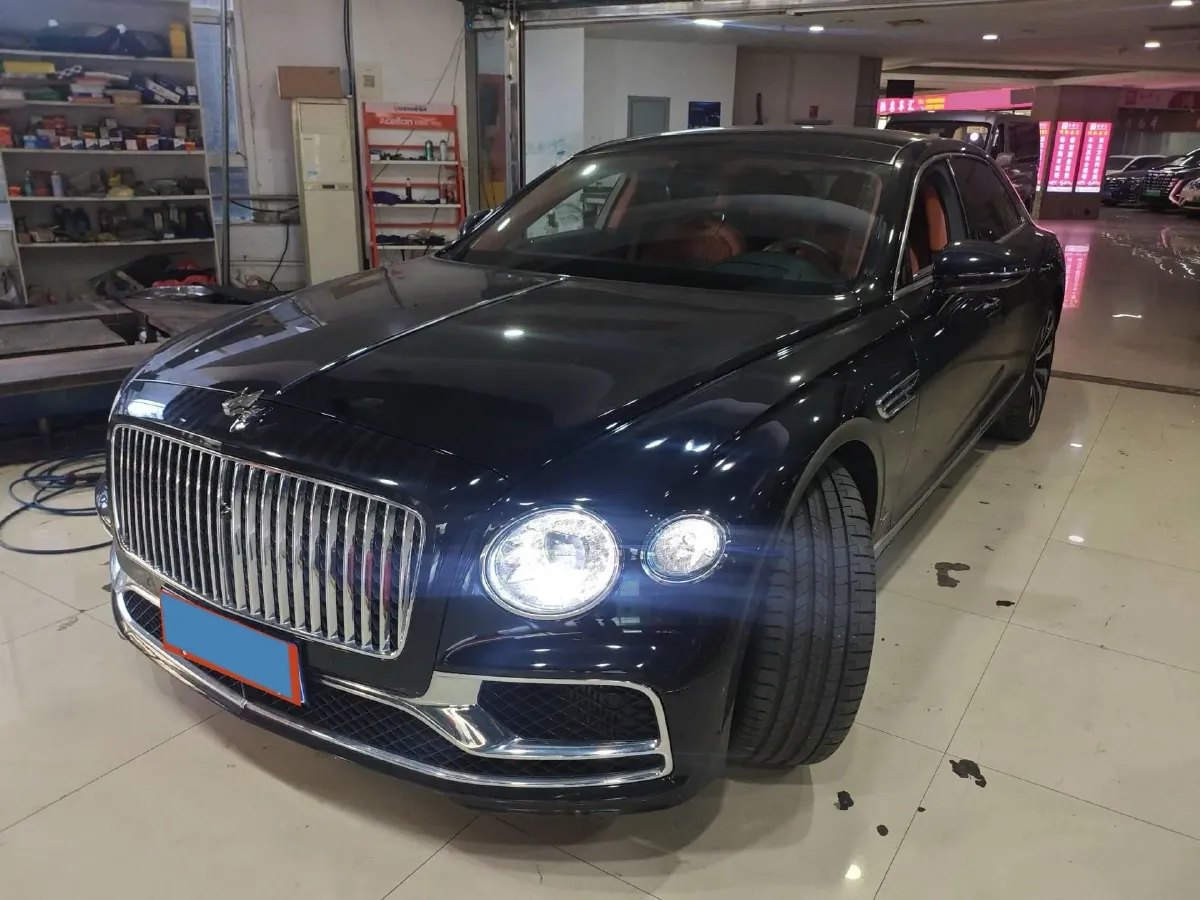 2021 Bentley Flying Spur 4.0T 550HP V8 8DCT,autocango,china used car exporter,china ev exporter,chinese used car exporter,chinese used ev exporter