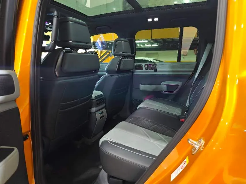 2023 FangChengBao Bao 5 1.5T 194HP L4 E-CVT PHEV 31.8KWH,autocango,china used car exporter,china ev exporter,chinese used car exporter,chinese used ev exporter