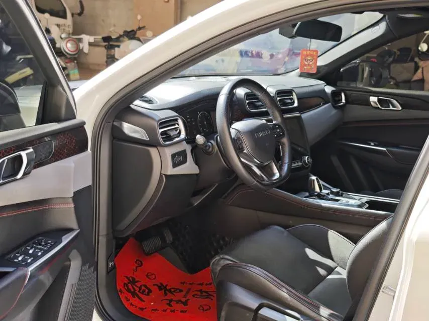 2019 Qoros 5 1.6T 197HP L4 7DCT,autocango,china used car exporter,china ev exporter,chinese used car exporter,chinese used ev exporter