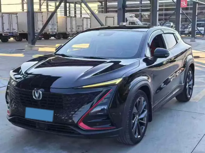 2020 ChangAn UNI-T 1.5T 180HP L4 7DCT,autocango,china used car exporter,china ev exporter,chinese used car exporter,chinese used ev exporter
