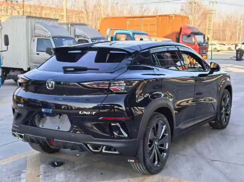 2020 ChangAn UNI-T 1.5T 180HP L4 7DCT,autocango,china used car exporter,china ev exporter,chinese used car exporter,chinese used ev exporter