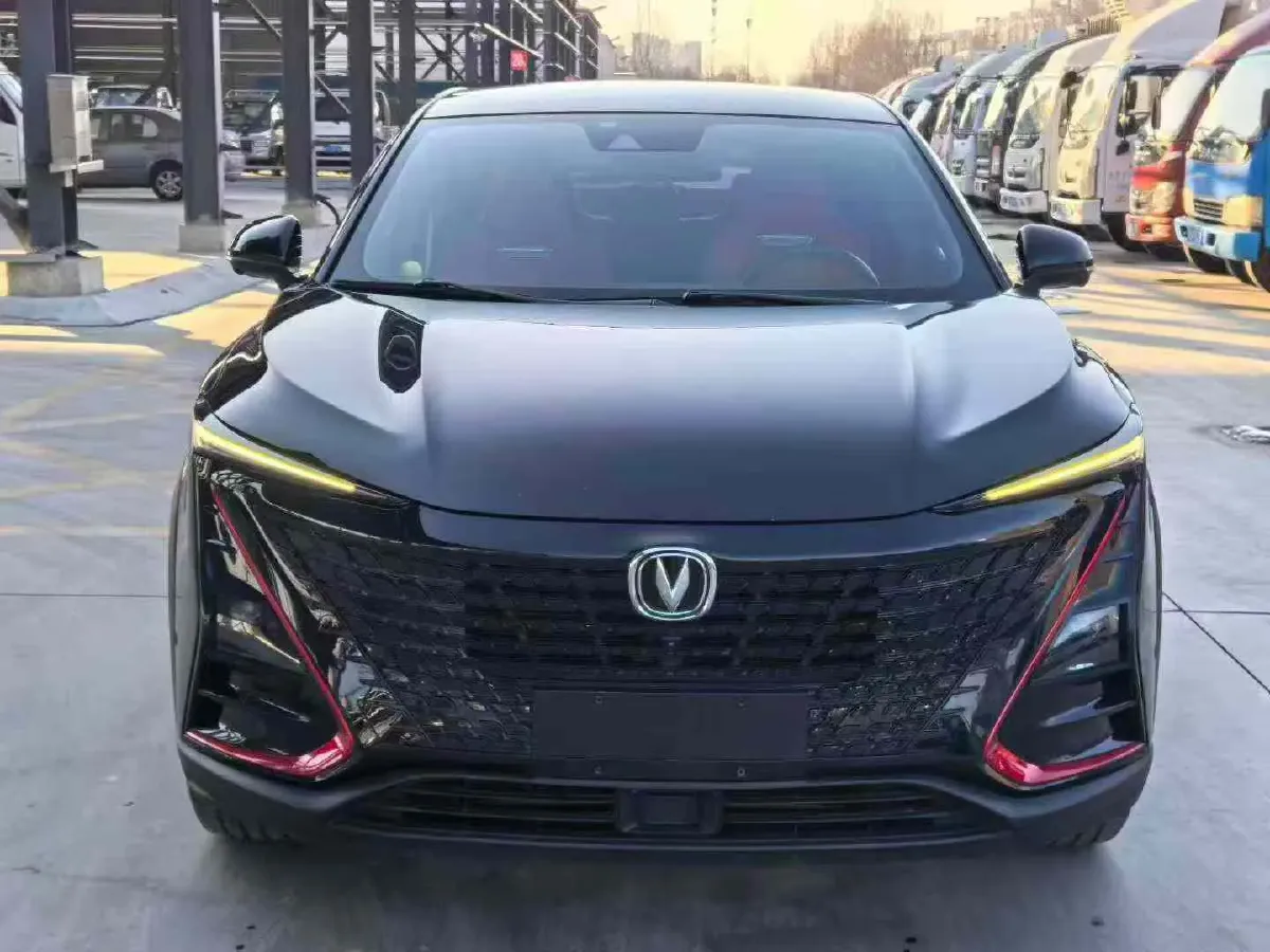 2020 ChangAn UNI-T 1.5T 180HP L4 7DCT,autocango,china used car exporter,china ev exporter,chinese used car exporter,chinese used ev exporter