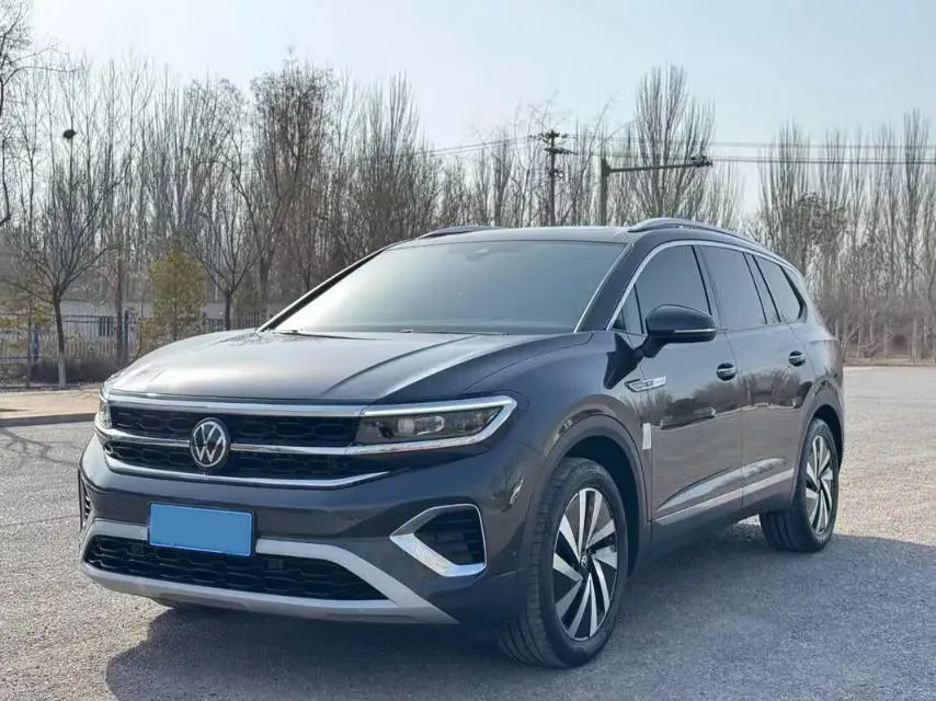 2023 Volkswagen Talagon 2.0T 220HP L4 7DCT,autocango,china used car exporter,china ev exporter,chinese used car exporter,chinese used ev exporter