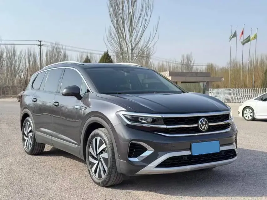 2023 Volkswagen Talagon 2.0T 220HP L4 7DCT,autocango,china used car exporter,china ev exporter,chinese used car exporter,chinese used ev exporter
