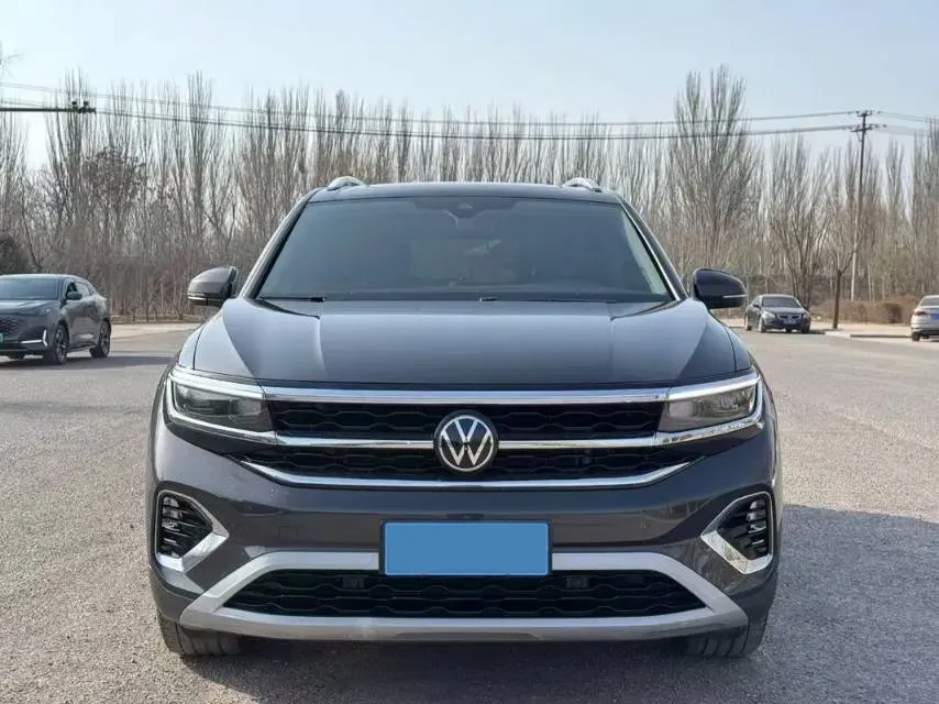 2023 Volkswagen Talagon 2.0T 220HP L4 7DCT,autocango,china used car exporter,china ev exporter,chinese used car exporter,chinese used ev exporter
