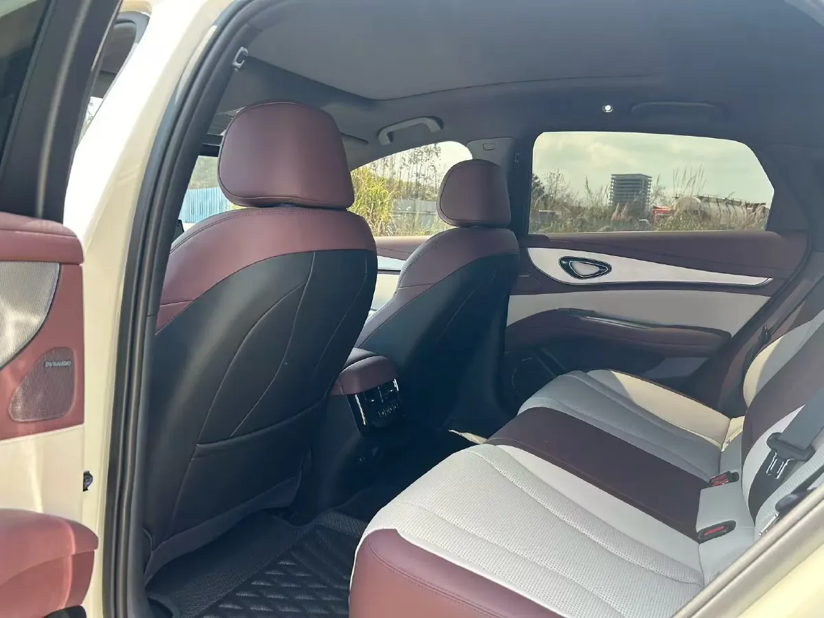 2026 BYD Seal07 DM-i 1.5T 156HP L4 E-CVT PHEV,autocango,china used car exporter,china ev exporter,chinese used car exporter,chinese used ev exporter