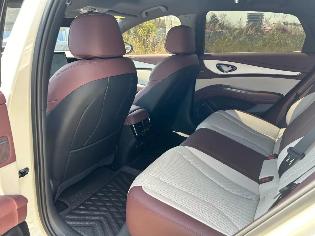 2026 BYD Seal07 DM-i 1.5T 156HP L4 E-CVT PHEV,autocango,china used car exporter,china ev exporter,chinese used car exporter,chinese used ev exporter