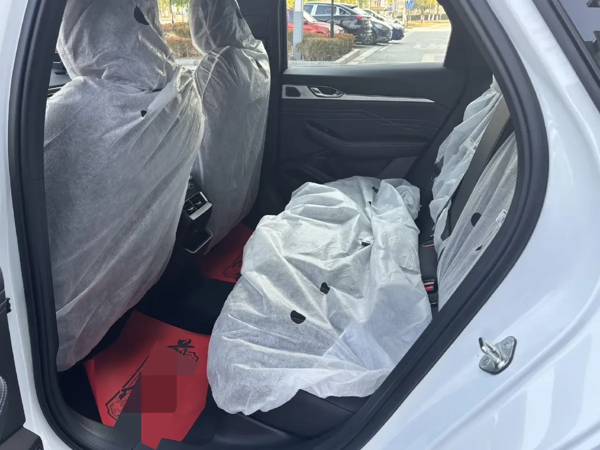 2025 Geely Preface 1.5T 181HP L4 7DCT,autocango,china used car exporter,china ev exporter,chinese used car exporter,chinese used ev exporter