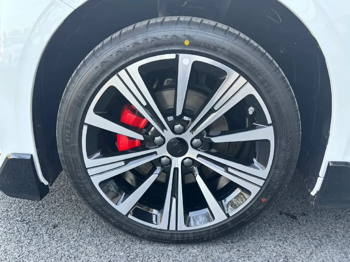 2025 Geely Preface 1.5T 181HP L4 7DCT,autocango,china used car exporter,china ev exporter,chinese used car exporter,chinese used ev exporter