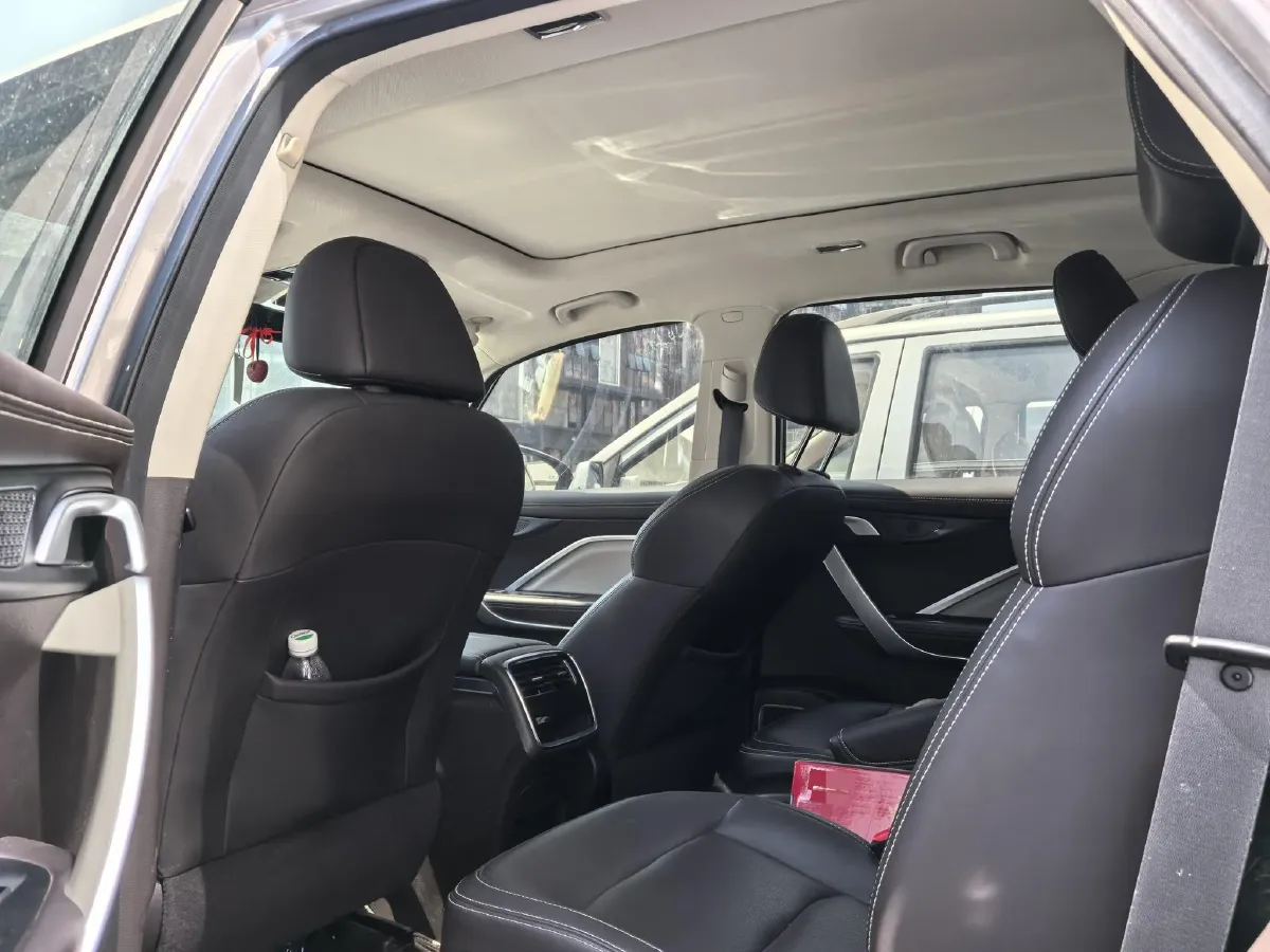 2021 Geely JiaJi 1.8T 184HP L4 7DCT,autocango,china used car exporter,china ev exporter,chinese used car exporter,chinese used ev exporter