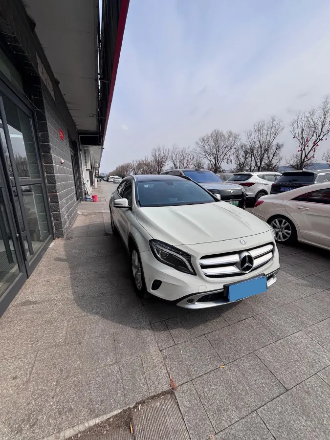 2015 Mercedes-Benz GLA Class 1.6T 156HP L4 7DCT,autocango,china used car exporter,china ev exporter,chinese used car exporter,chinese used ev exporter