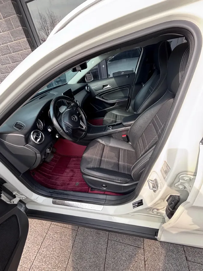 2015 Mercedes-Benz GLA Class 1.6T 156HP L4 7DCT,autocango,china used car exporter,china ev exporter,chinese used car exporter,chinese used ev exporter