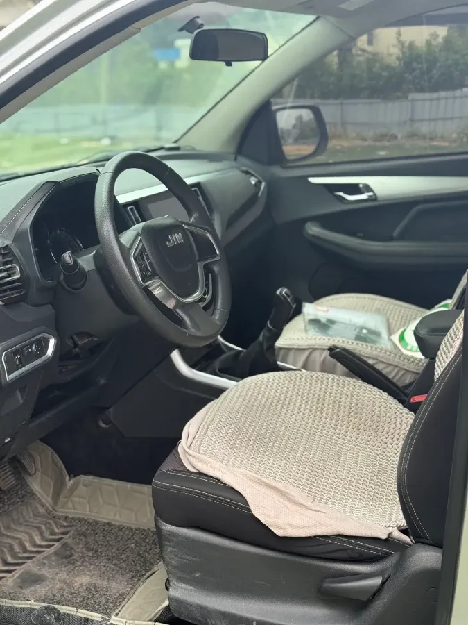 2022 Isuzu RE-MAX Jim 2.8T 120HP L4 5MT,autocango,china used car exporter,china ev exporter,chinese used car exporter,chinese used ev exporter