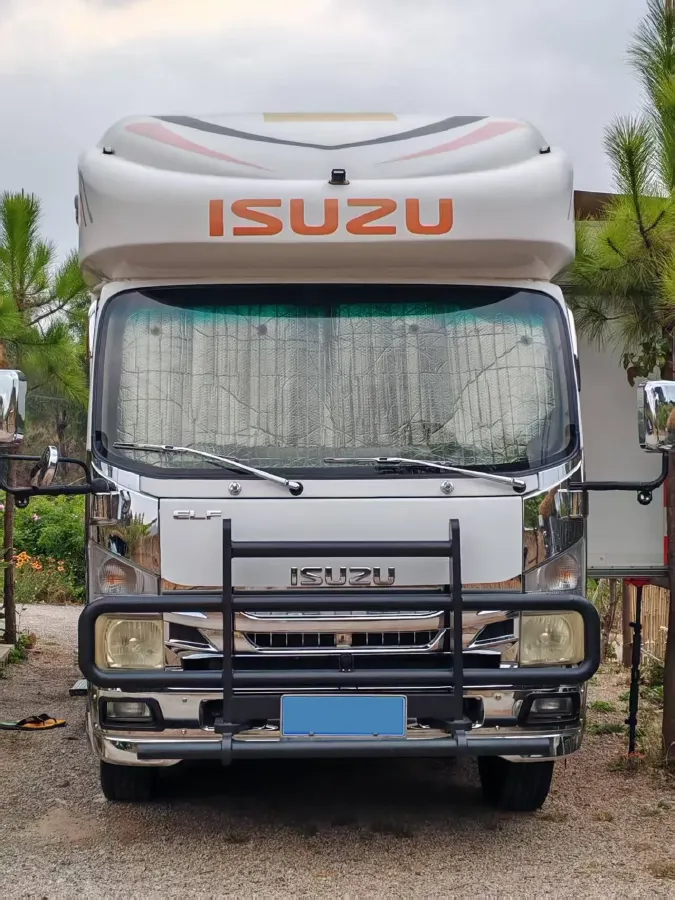 2025 Isuzu T30 8AT,autocango,china used car exporter,china ev exporter,chinese used car exporter,chinese used ev exporter
