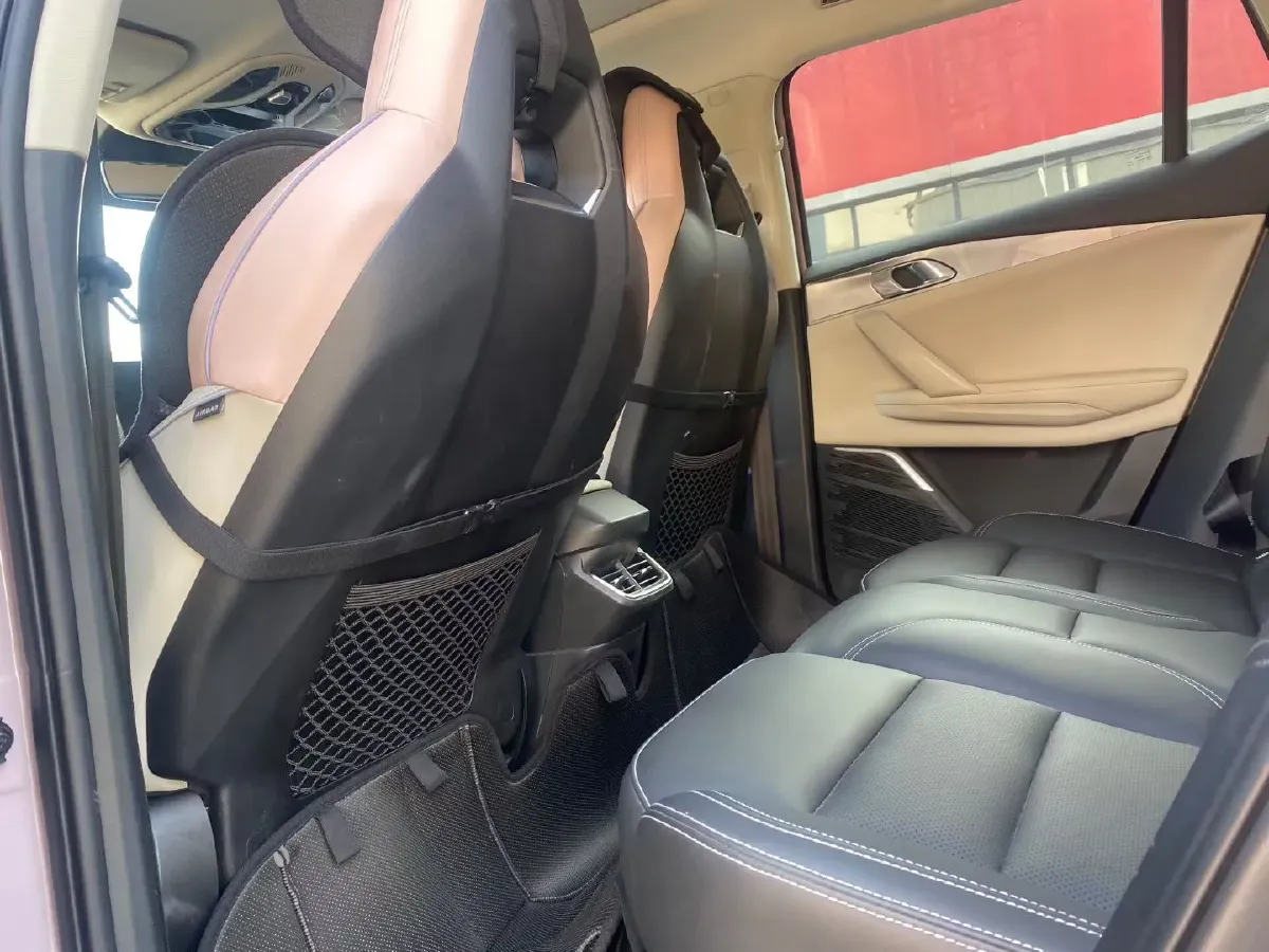 2023 LYNK&CO 06 1.5T 181HP L4 7DCT,autocango,china used car exporter,china ev exporter,chinese used car exporter,chinese used ev exporter