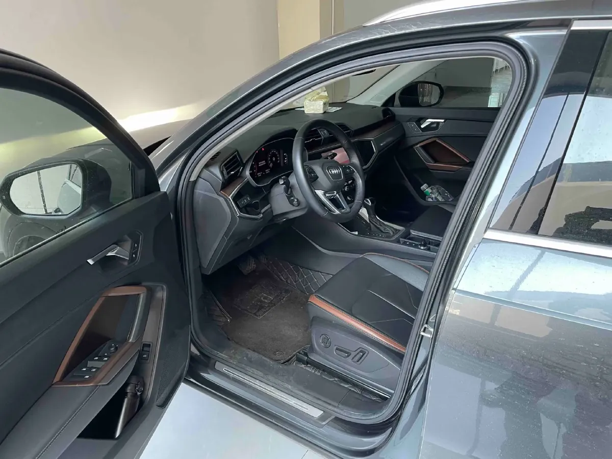 2021 Audi Q3 1.4T 150HP L4 7DCT,autocango,china used car exporter,china ev exporter,chinese used car exporter,chinese used ev exporter