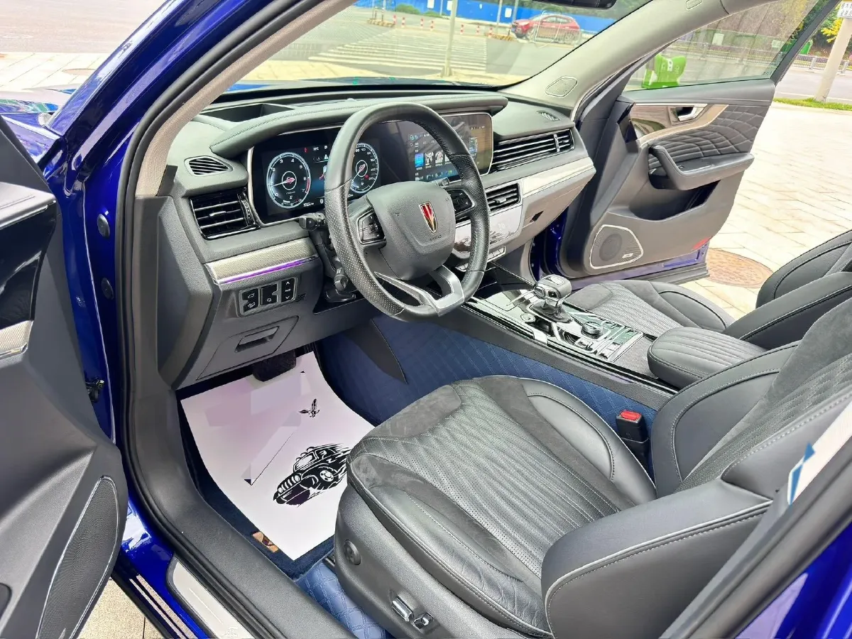 2022 HongQi HS5 2.0T 224HP L4 6AT,autocango,china used car exporter,china ev exporter,chinese used car exporter,chinese used ev exporter