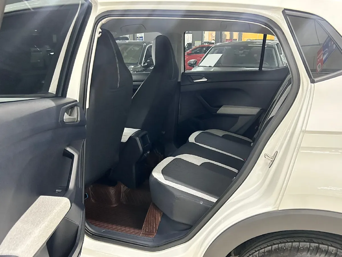 2025 Volkswagen Tharu 1.5L 110HP L4 6AT,autocango,china used car exporter,china ev exporter,chinese used car exporter,chinese used ev exporter