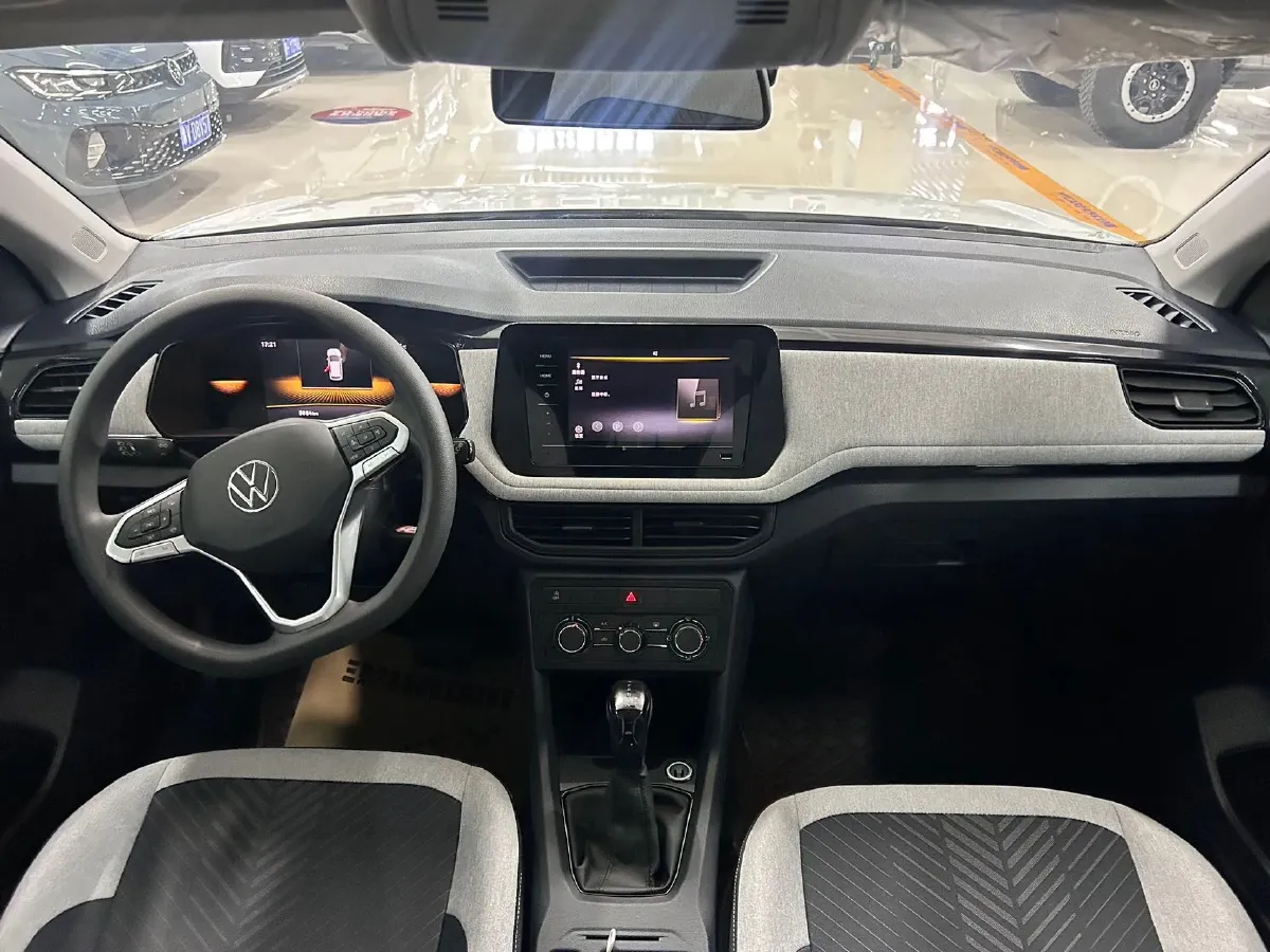 2025 Volkswagen Tharu 1.5L 110HP L4 6AT,autocango,china used car exporter,china ev exporter,chinese used car exporter,chinese used ev exporter