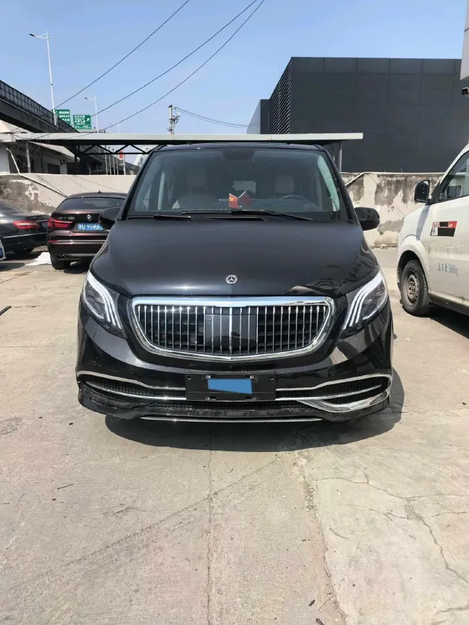 2021 Mercedes-Benz Vito 2.0T 211HP L4 9AT,autocango,china used car exporter,china ev exporter,chinese used car exporter,chinese used ev exporter