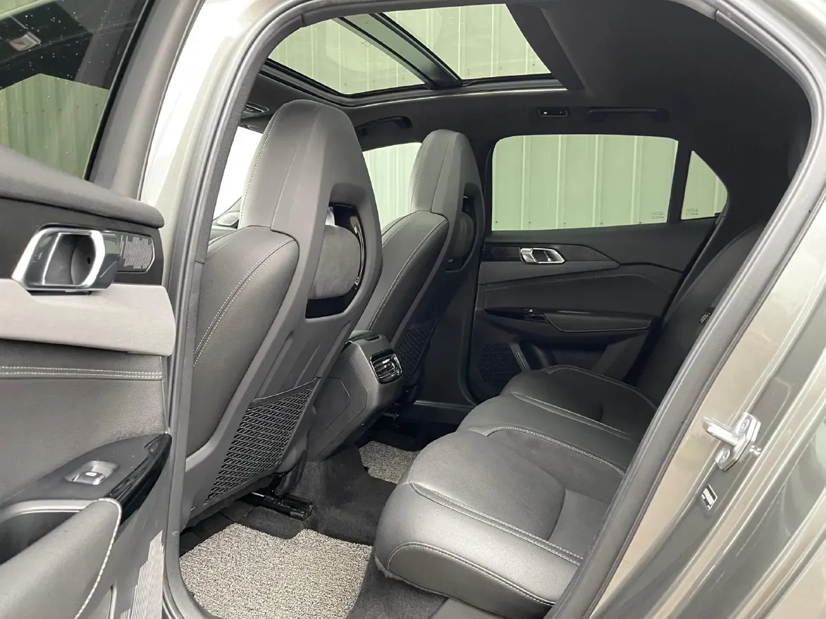 2021 LYNK&CO 03 2.0T 190HP L4 6AT,autocango,china used car exporter,china ev exporter,chinese used car exporter,chinese used ev exporter