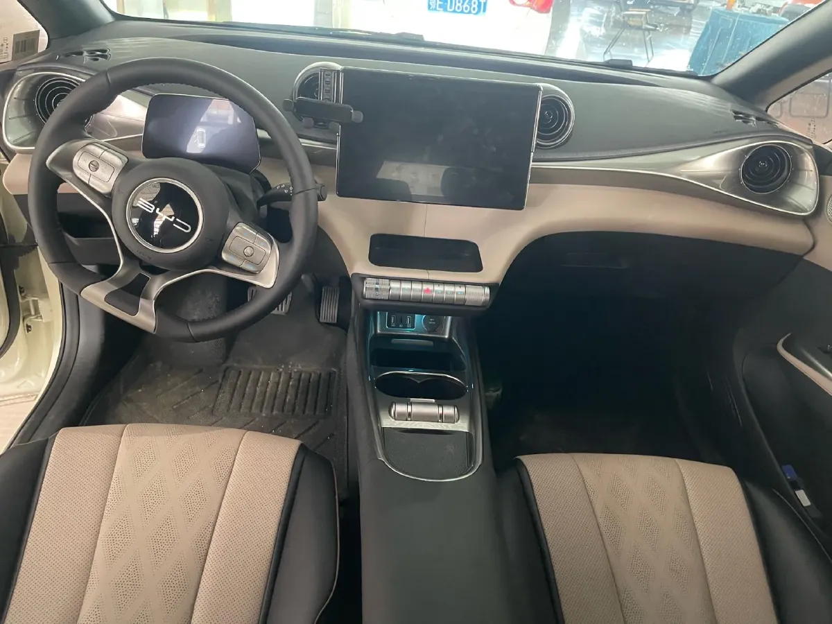 2023 BYD Dolphin BEV 44.928KWH,autocango,china used car exporter,china ev exporter,chinese used car exporter,chinese used ev exporter