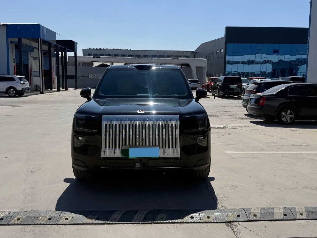 2025 Zeekr 9X 2.0T 279HP L4 1DHT PHEV,autocango,china used car exporter,china ev exporter,chinese used car exporter,chinese used ev exporter