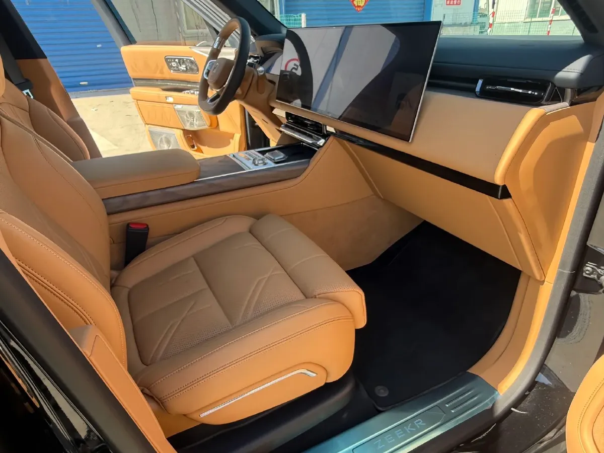 2025 Zeekr 9X 2.0T 279HP L4 1DHT PHEV,autocango,china used car exporter,china ev exporter,chinese used car exporter,chinese used ev exporter