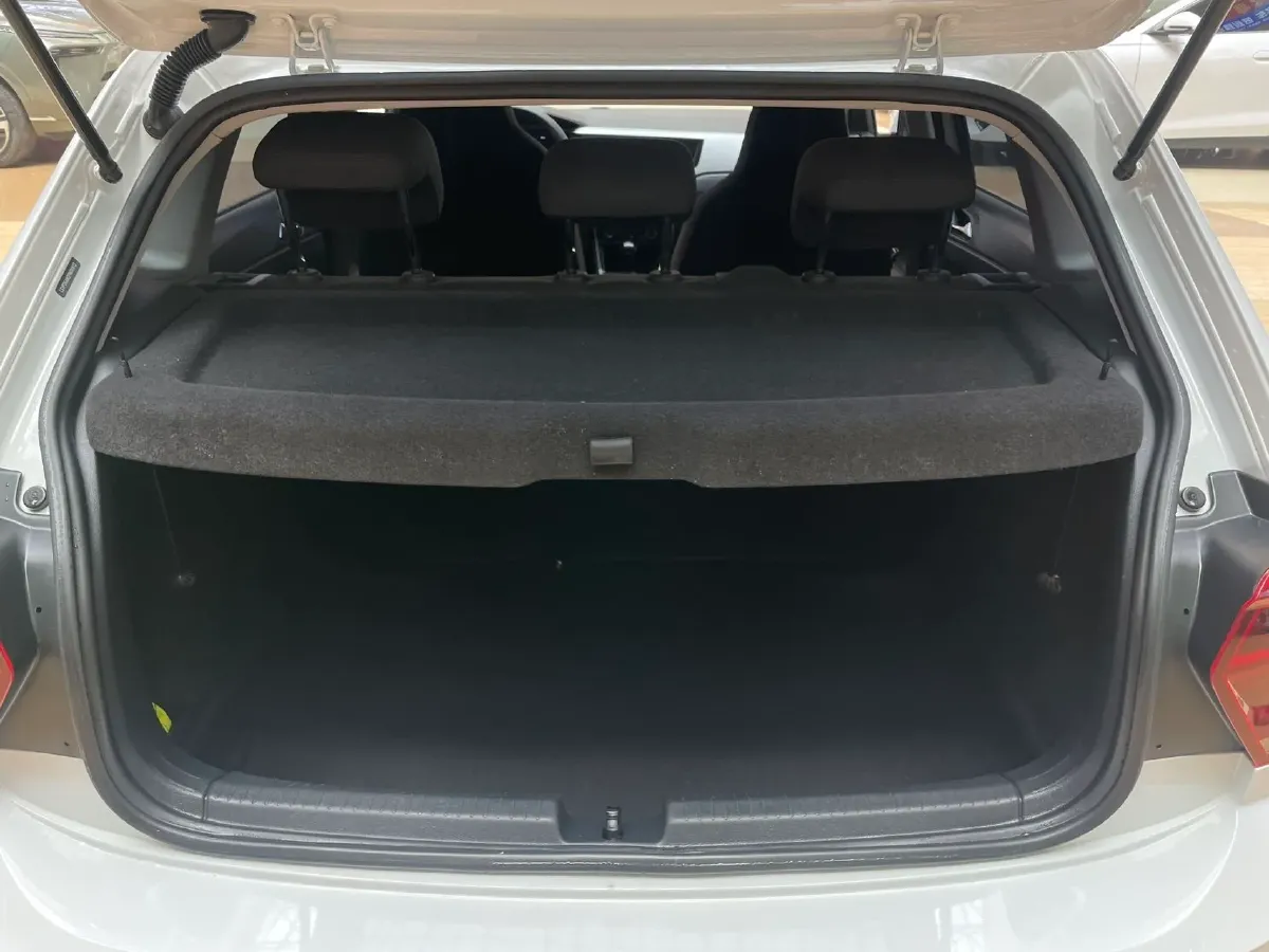 2023 Volkswagen Polo 1.5L 110HP L4 6AT,autocango,china used car exporter,china ev exporter,chinese used car exporter,chinese used ev exporter