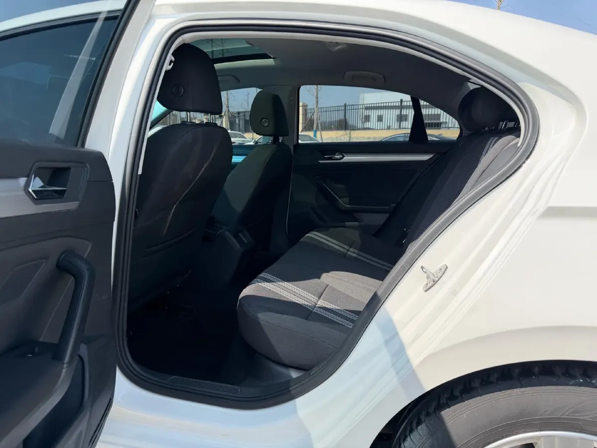 2018 Volkswagen Lamando 1.4T 131HP L4 7DCT,autocango,china used car exporter,china ev exporter,chinese used car exporter,chinese used ev exporter