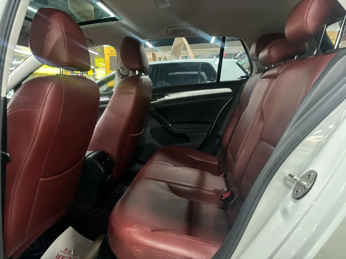 2019 Brilliance Auto V7 1.8T 231HP L4 7DCT,autocango,china used car exporter,china ev exporter,chinese used car exporter,chinese used ev exporter