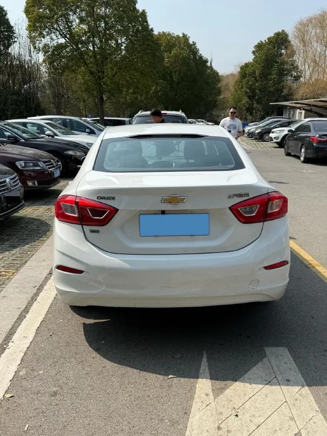 2018 Chevrolet Cruze 1.5L 114HP L4 6AT,autocango,china used car exporter,china ev exporter,chinese used car exporter,chinese used ev exporter