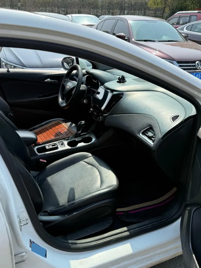 2018 Chevrolet Cruze 1.5L 114HP L4 6AT,autocango,china used car exporter,china ev exporter,chinese used car exporter,chinese used ev exporter