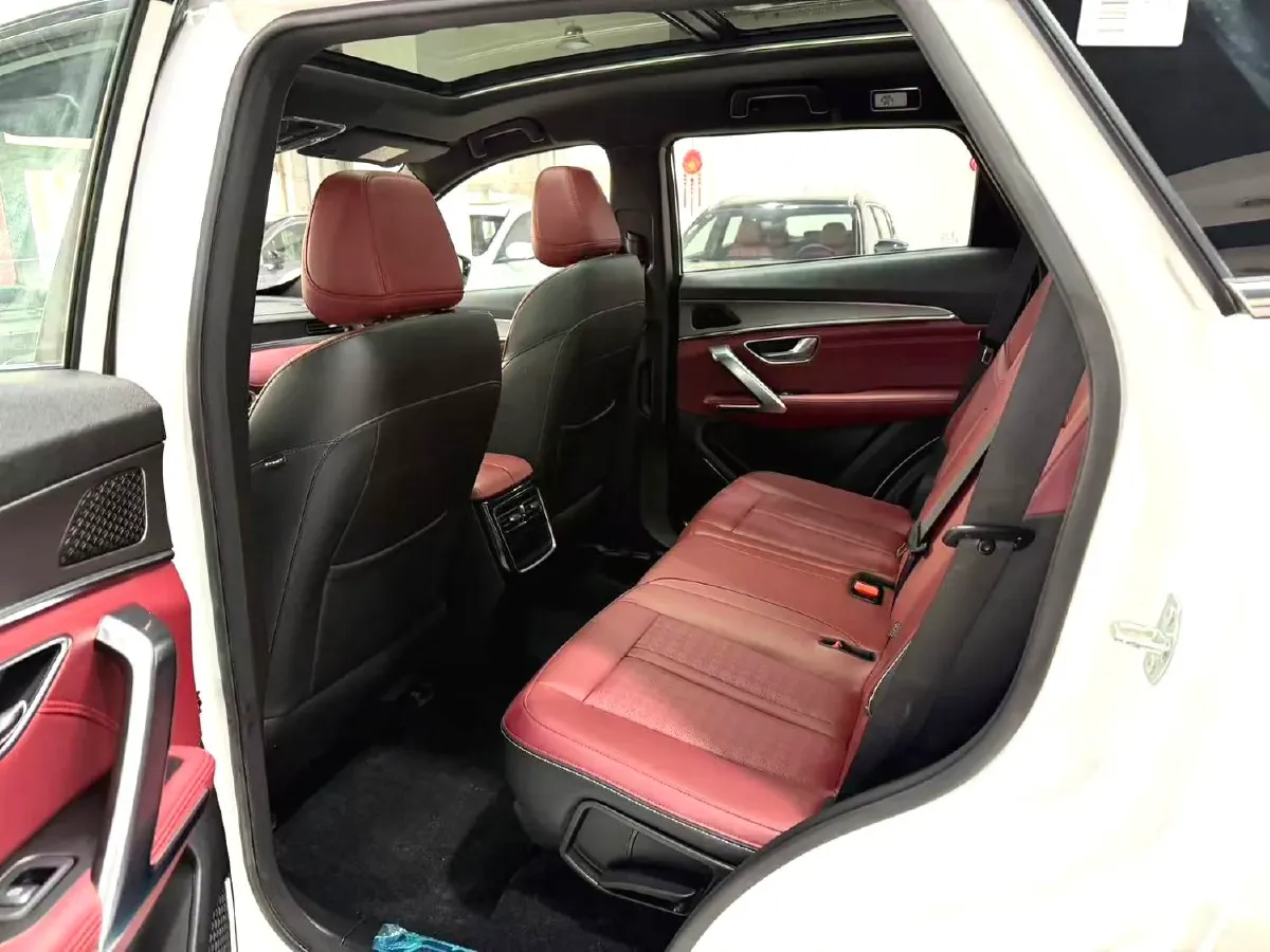 2025 Jetour X70 Plus 1.5T 156HP L4 6DCT,autocango,china used car exporter,china ev exporter,chinese used car exporter,chinese used ev exporter