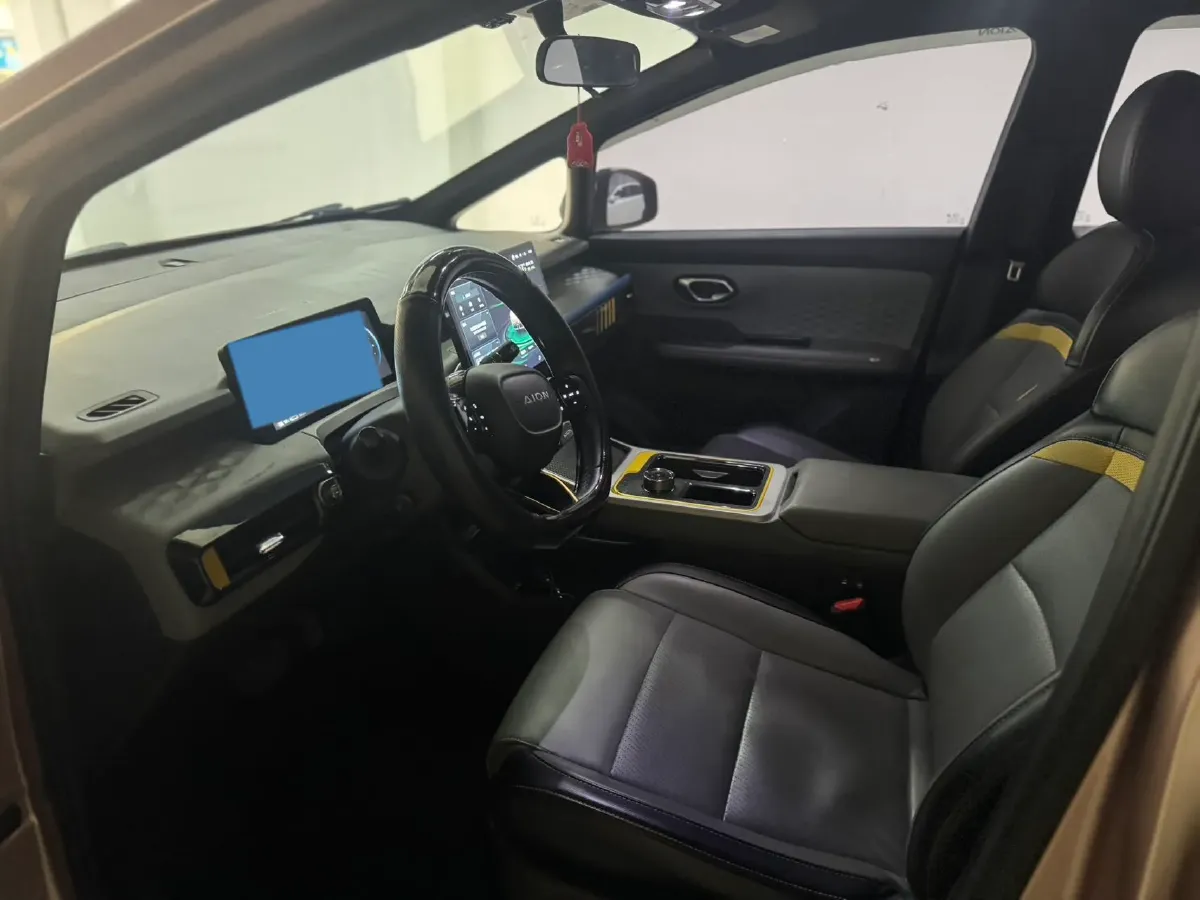 2022 Geely Okavango 1.8T 184HP L4 7DCT,autocango,china used car exporter,china ev exporter,chinese used car exporter,chinese used ev exporter