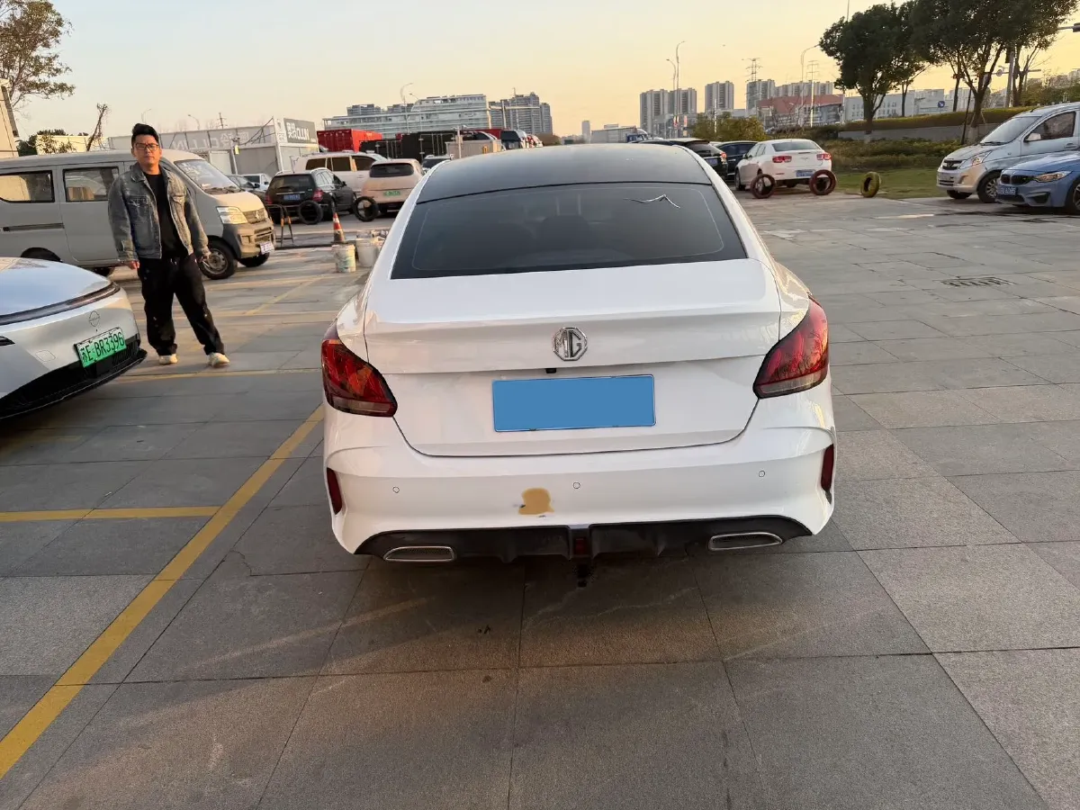 2021 MG 5 1.5T 173HP L4 7DCT,autocango,china used car exporter,china ev exporter,chinese used car exporter,chinese used ev exporter