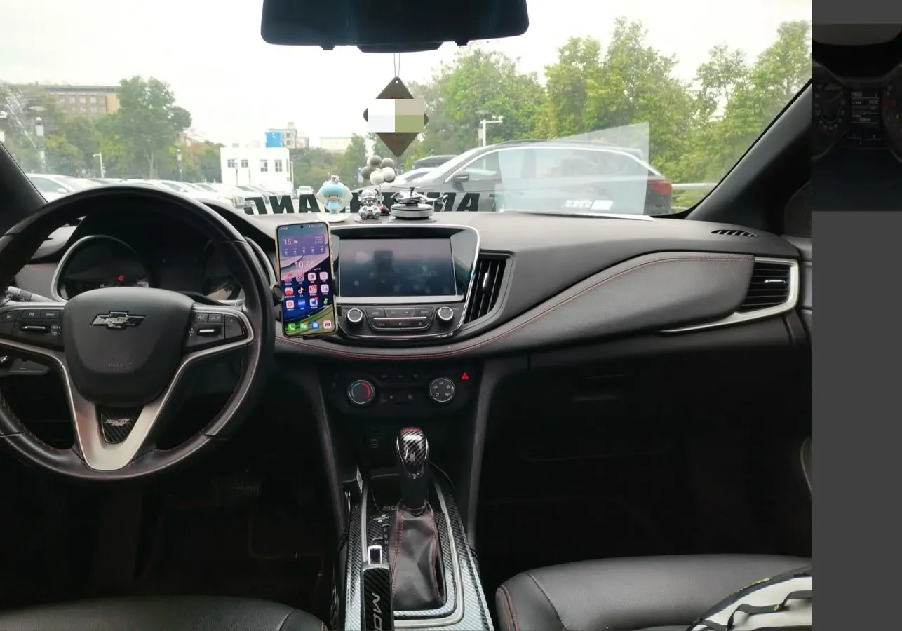 2019 Chevrolet Monza 1.3T 163HP L3 6AT,autocango,china used car exporter,china ev exporter,chinese used car exporter,chinese used ev exporter