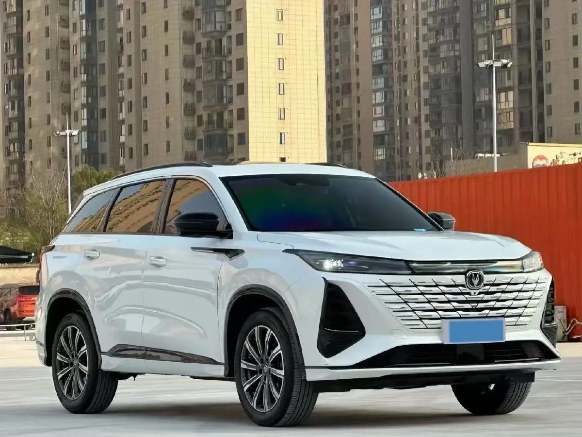 2024 ChangAn CS75 Plus 1.5T 188HP L4 8AT,autocango,china used car exporter,china ev exporter,chinese used car exporter,chinese used ev exporter