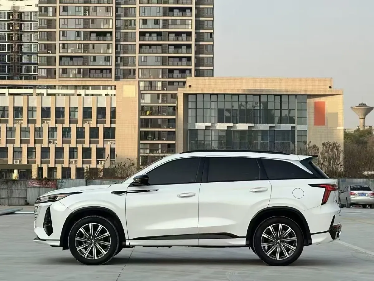 2024 ChangAn CS75 Plus 1.5T 188HP L4 8AT,autocango,china used car exporter,china ev exporter,chinese used car exporter,chinese used ev exporter