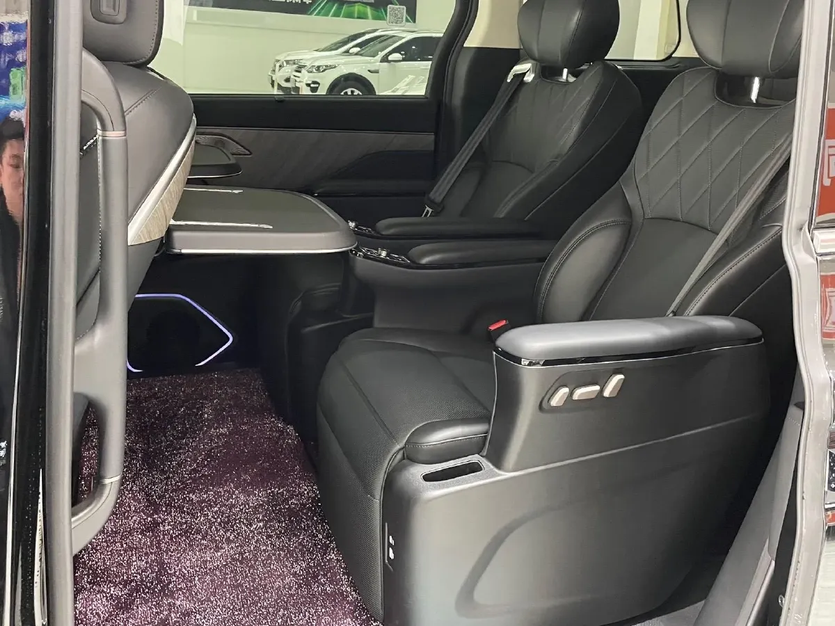 2025 WEY HighMountain 1.5T 170HP L4 4DHT PHEV,autocango,china used car exporter,china ev exporter,chinese used car exporter,chinese used ev exporter