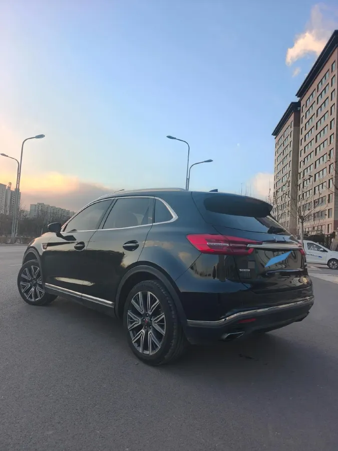 2022 HongQi HS5 2.0T 224HP L4 6AT,autocango,china used car exporter,china ev exporter,chinese used car exporter,chinese used ev exporter