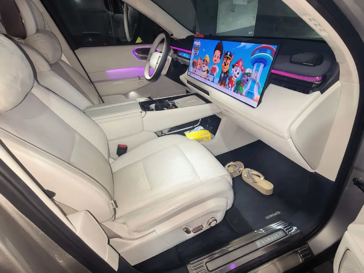 2025 LYNK&CO 900 2.0T 254HP L4 3DHT PHEV,autocango,china used car exporter,china ev exporter,chinese used car exporter,chinese used ev exporter