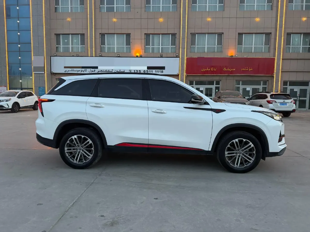 2022 ChangAn CS75 Plus 1.5T 178HP L4 6AT,autocango,china used car exporter,china ev exporter,chinese used car exporter,chinese used ev exporter