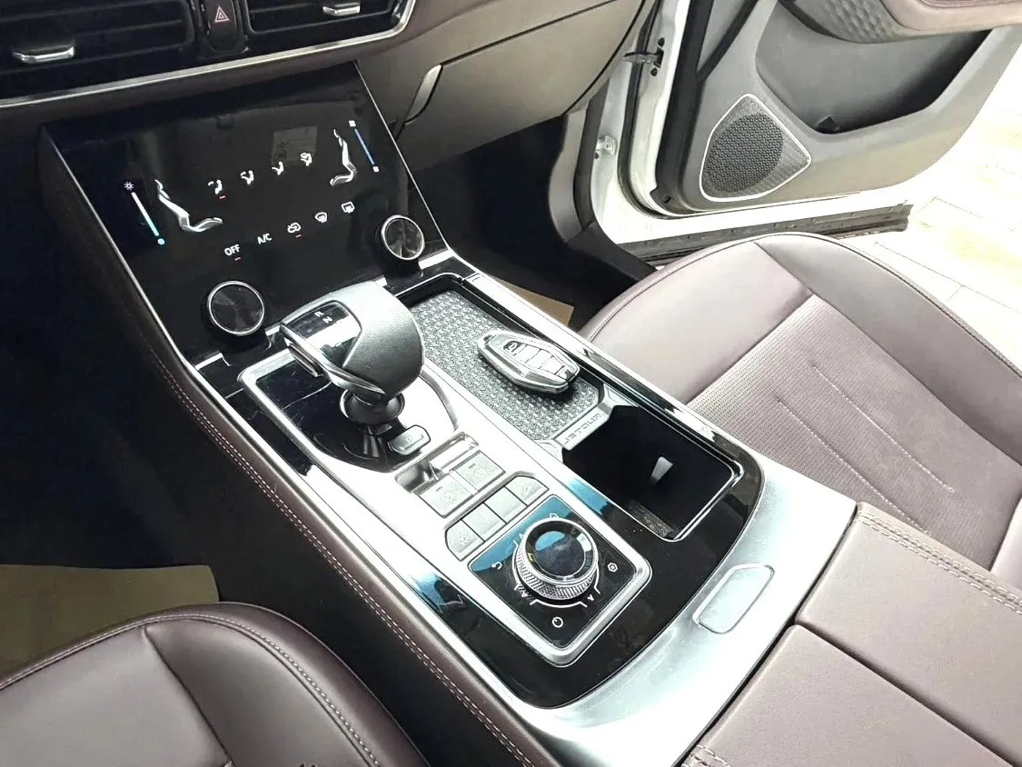 2025 Jetour X90 Plus 1.6T 197HP L4 7DCT,autocango,china used car exporter,china ev exporter,chinese used car exporter,chinese used ev exporter