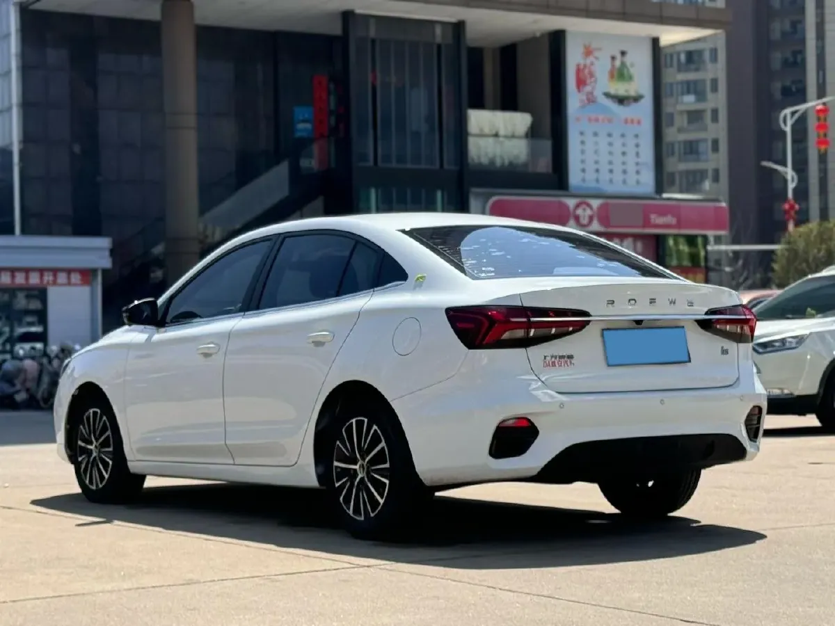 2021 Roewe i5 1.5L 120HP L4 CVT,autocango,china used car exporter,china ev exporter,chinese used car exporter,chinese used ev exporter