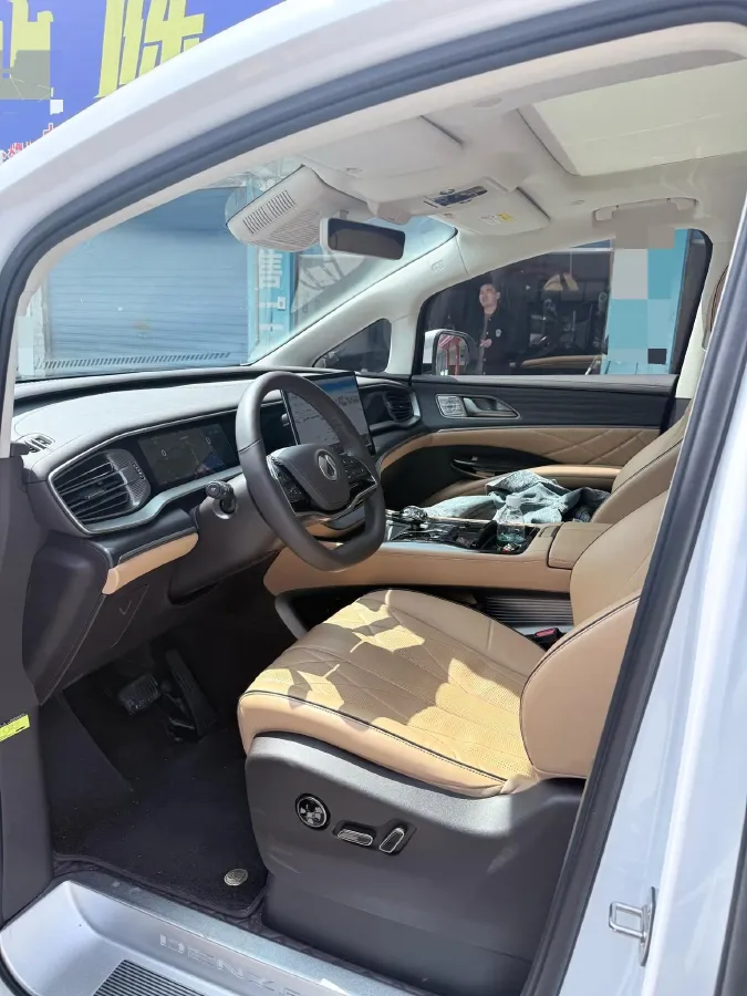 2024 Denza D9 1.5T 139HP L4 E-CVT PHEV 40KWH,autocango,china used car exporter,china ev exporter,chinese used car exporter,chinese used ev exporter