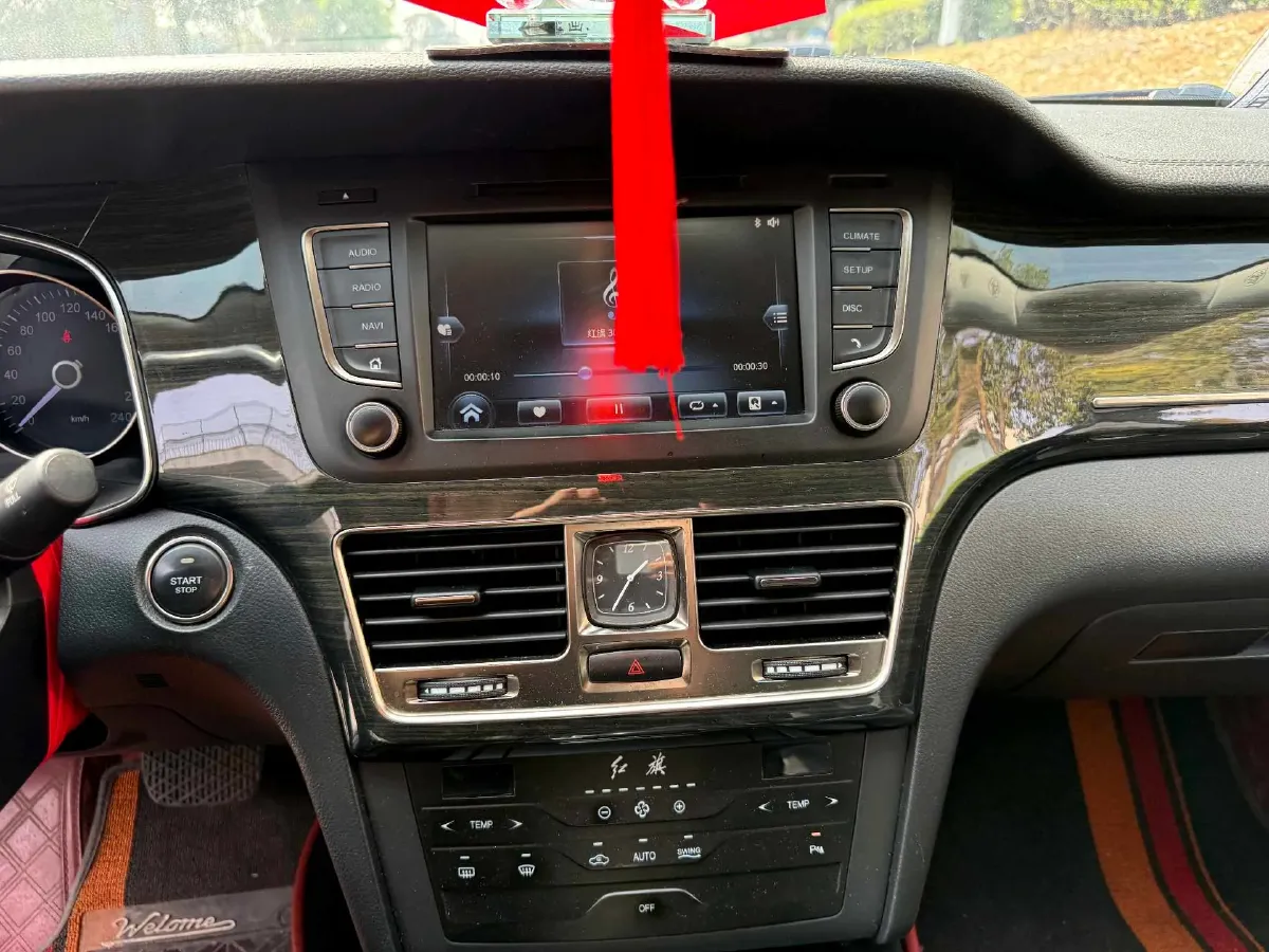 2019 HongQi H7 1.8T 188HP L4 6AT,autocango,china used car exporter,china ev exporter,chinese used car exporter,chinese used ev exporter