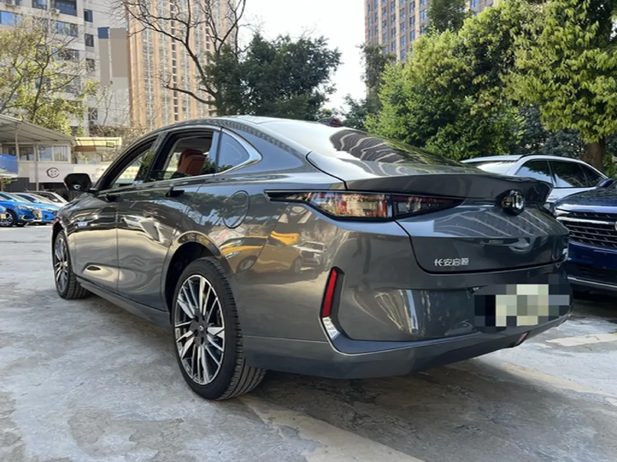 2024 ChangAn QiYuan A05 1.5L 110HP L4 E-CVT PHEV 18.99KWH,autocango,china used car exporter,china ev exporter,chinese used car exporter,chinese used ev exporter