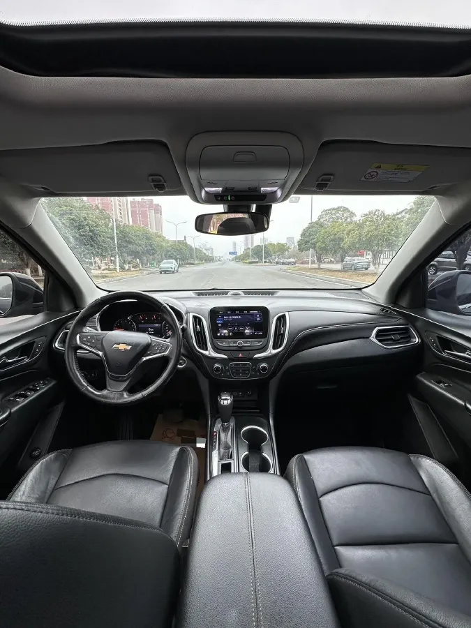 2019 Chevrolet Equinox 1.5T 180HP L4 6AT,autocango,china used car exporter,china ev exporter,chinese used car exporter,chinese used ev exporter